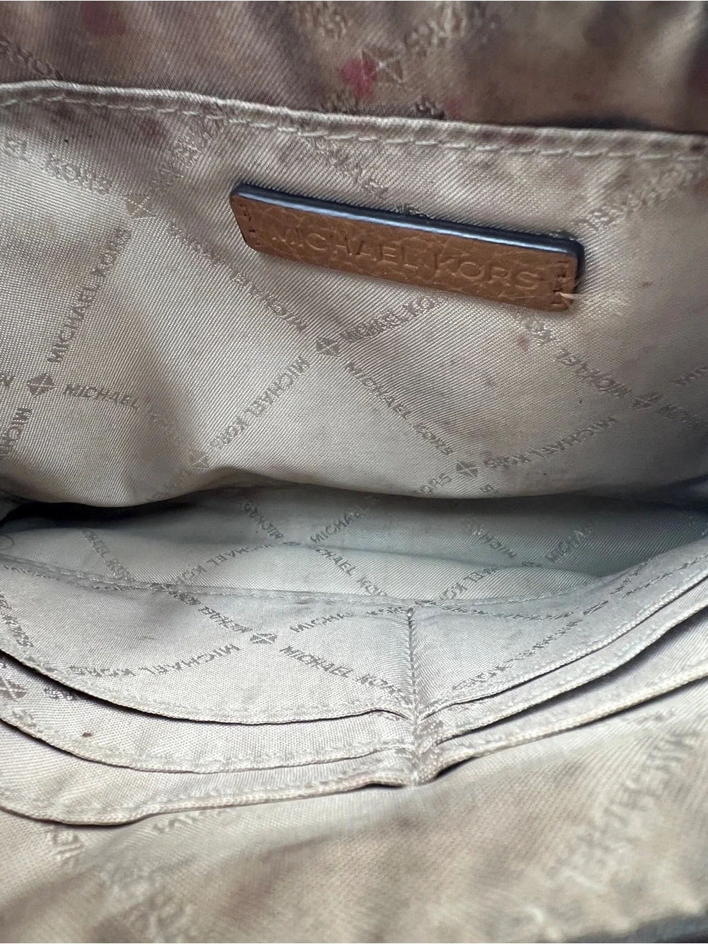 Michael Kors Jet Set Travel Large Zip Clutch